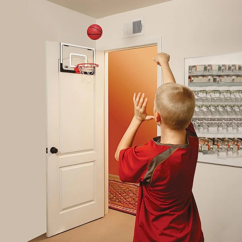 Mainan Sepak Bola Basket Mini  - Outdoor Kids In An Indoor World ulasan dan harga
