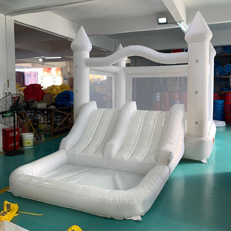 Rumah Loncat Tiup 5.6*3.3*3M P - Outdoor Kids In An Indoor World ulasan dan harga